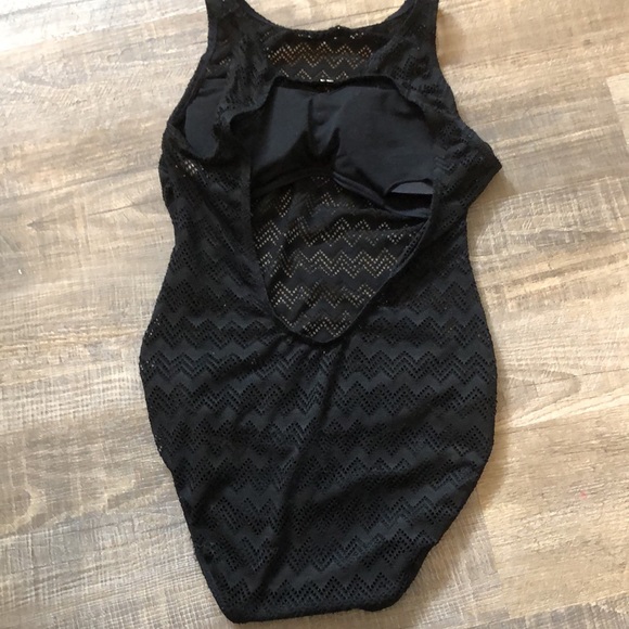 La vie en rose mesh/crochet one piece M - Picture 4 of 6